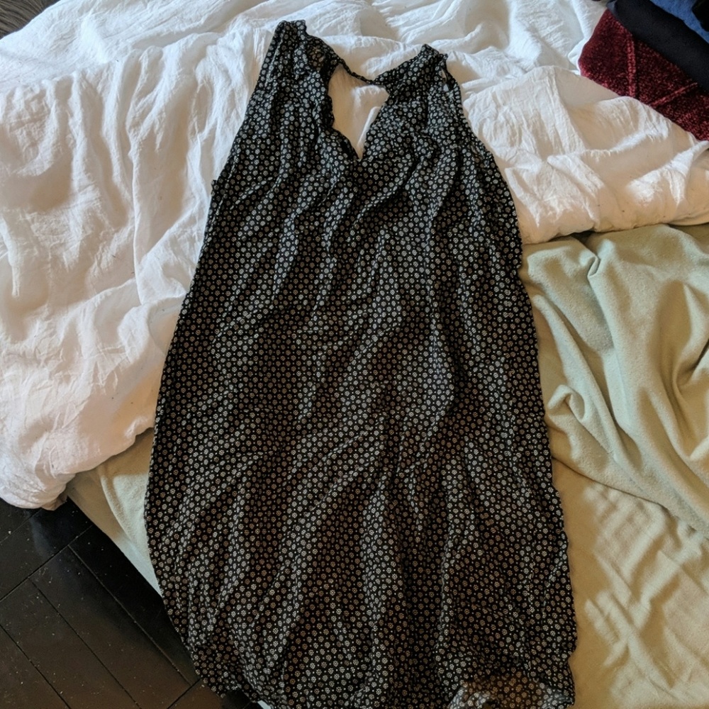 Black shift dress